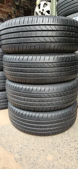 225/65r17 Bridgestone Alenza