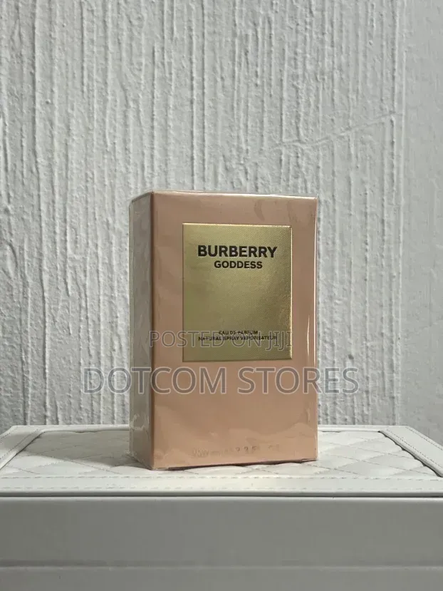 Burberry Goddess Eau De Parfum (100 mL / 3.3 Fl. Oz.).