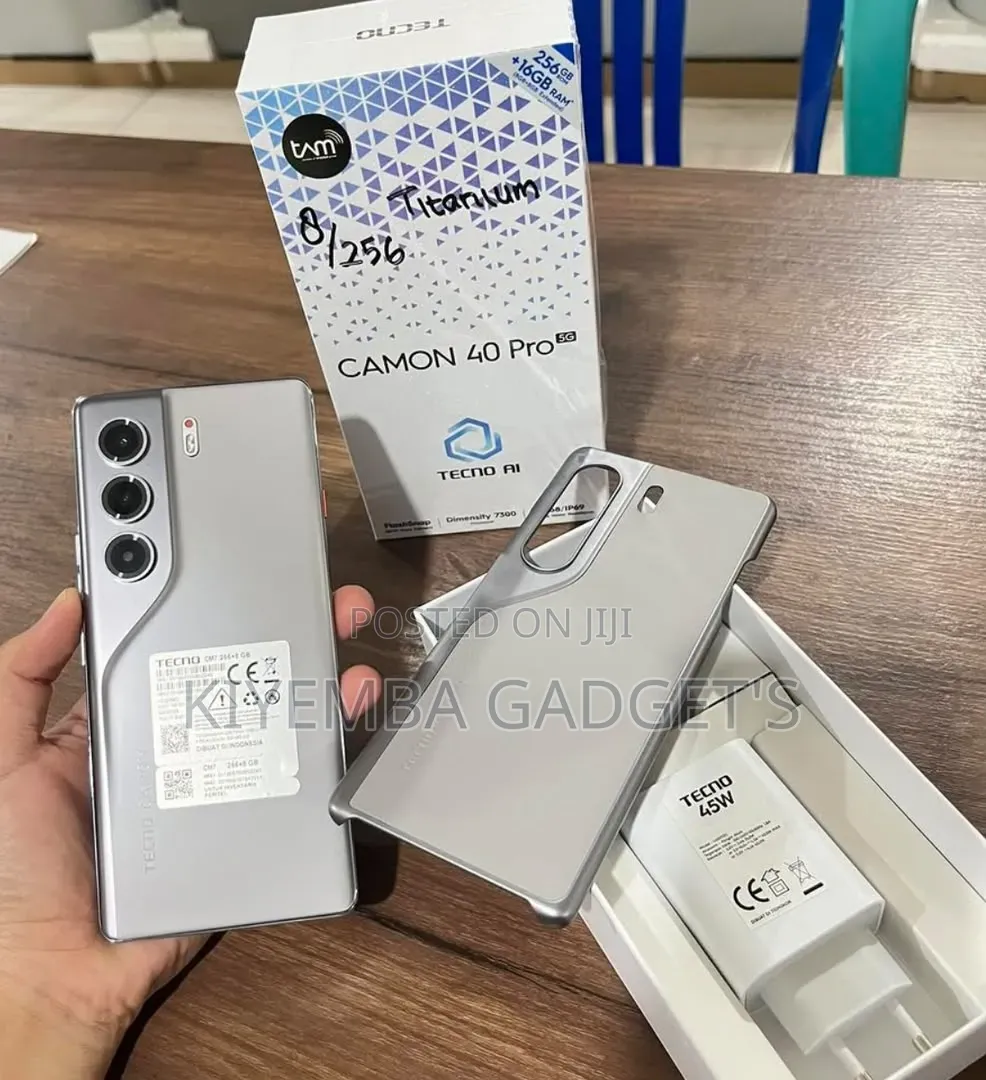New Tecno Camon 40 Pro 5G 256 GB Silver