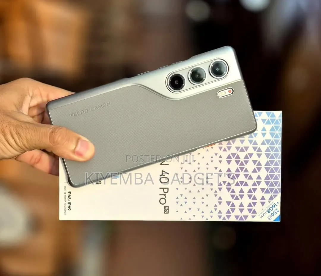 New Tecno Camon 40 Pro 5G 256 GB Silver