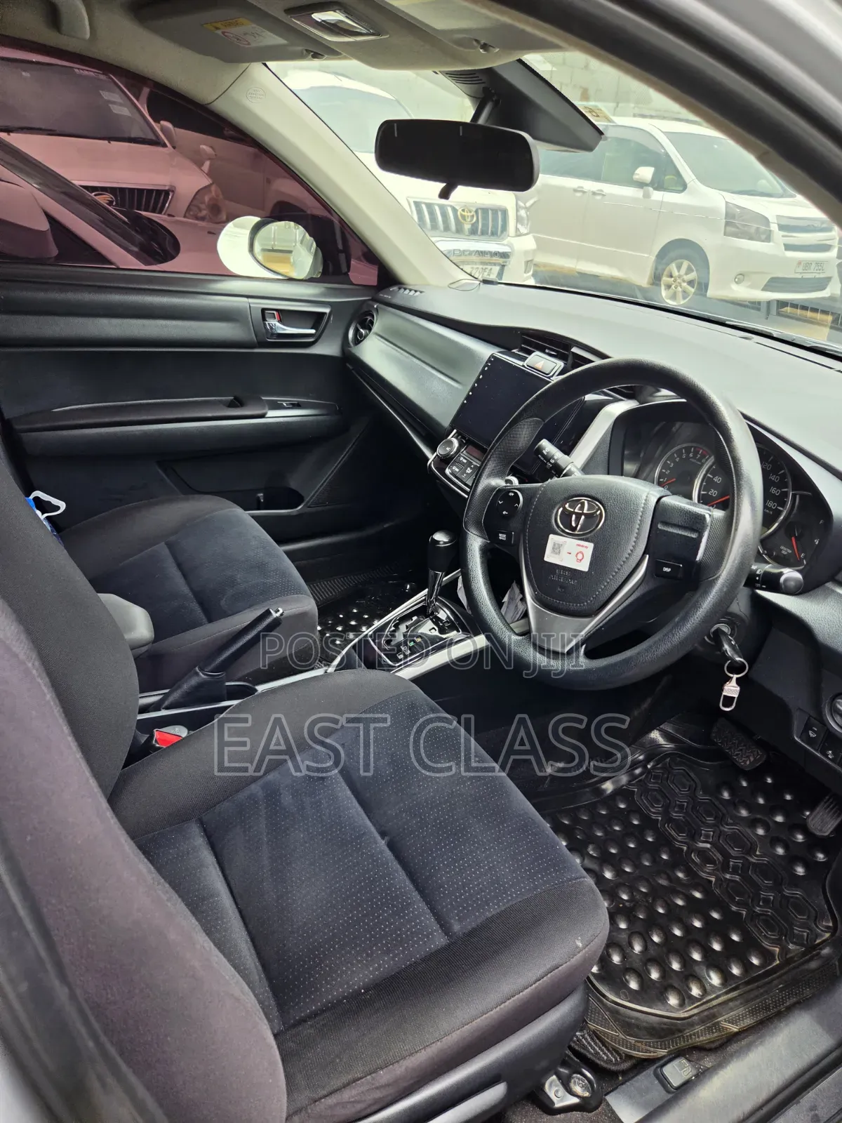 Toyota Corolla Fielder 1.5 Petrol AWD 2015 Silver
