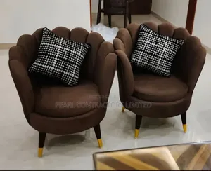 Sofa Chairs/a Pair of Butterfly Accent Sofas in Any Colour
