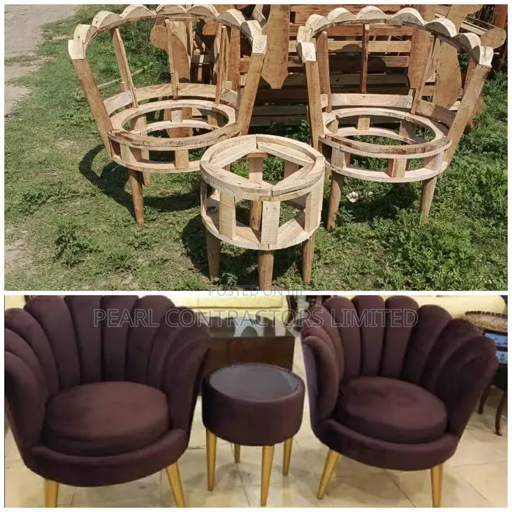 Sofa Chairs/a Pair of Butterfly Accent Sofas in Any Colour