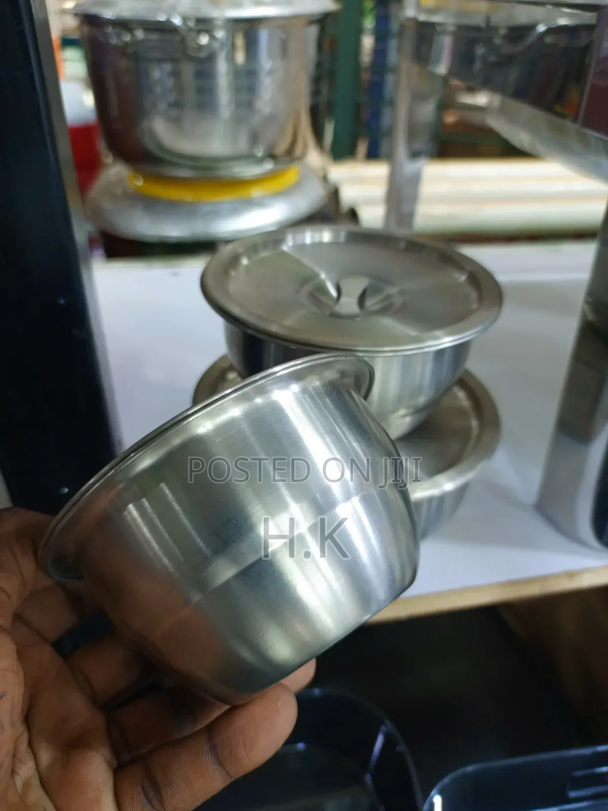 Stainless Steel Bowls With Matching Lids (Small)
