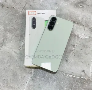 New Samsung Galaxy A56 256 GB Green