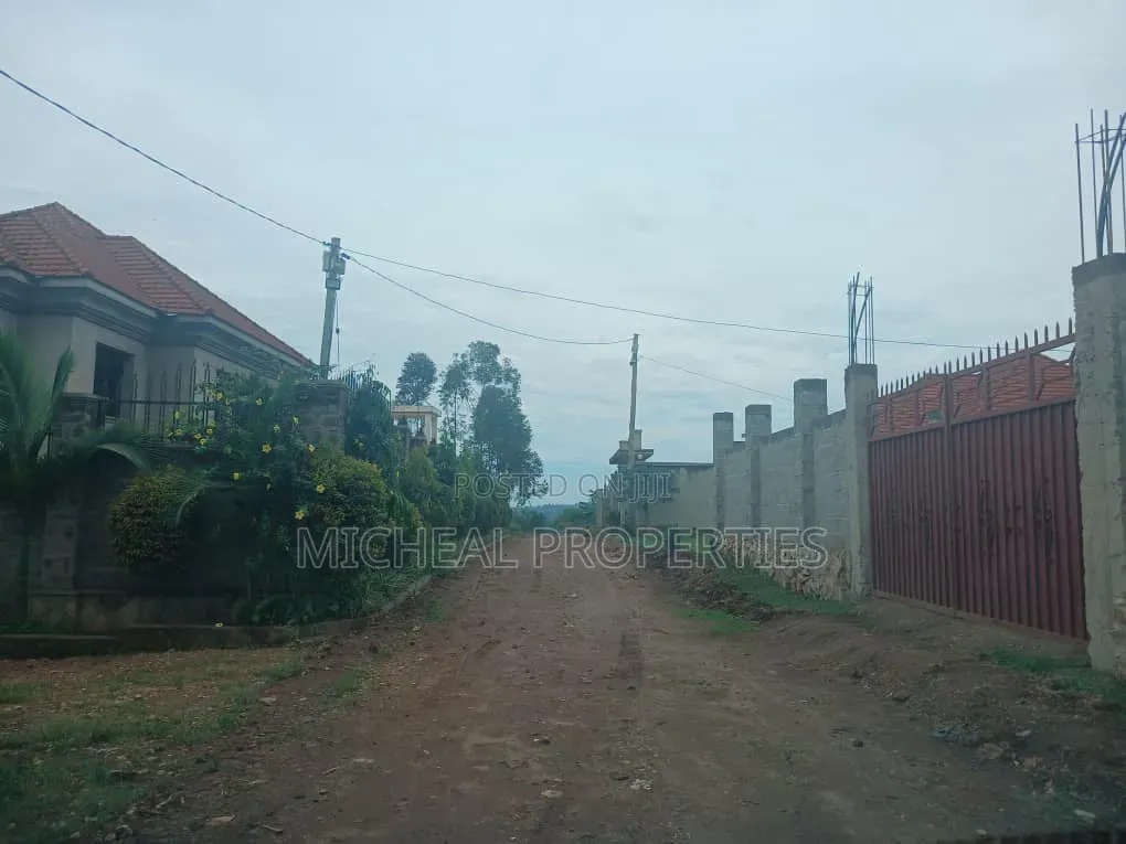 Plot for Sell Location Gayaza Dundu at 28m