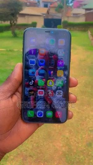 Apple iPhone 11 64 GB Black