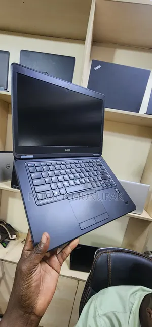Laptop Dell Latitude 7450 8GB Intel Core i5 SSD 256GB