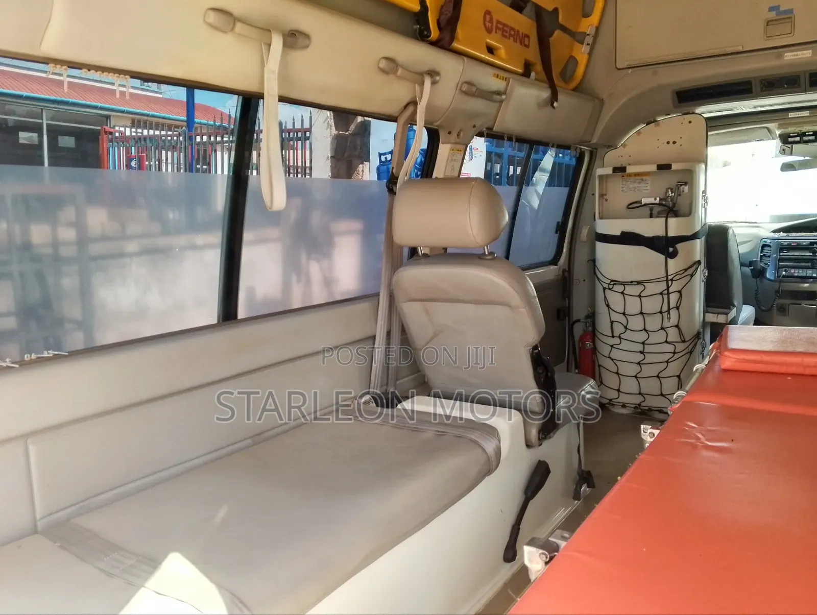 Nissan Caravan (Urvan) 2013 White