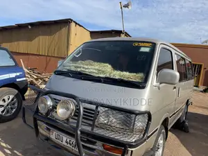 Toyota HiAce 2002 Grey