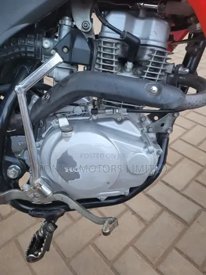 Honda XL 125 2010 Red