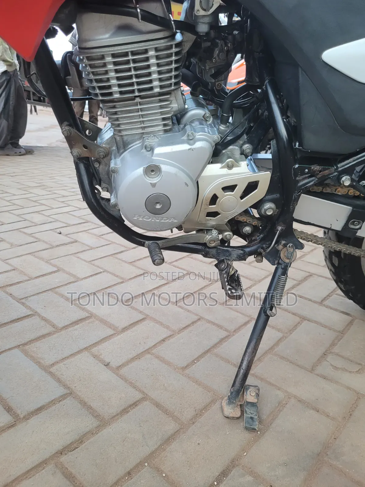 Honda XL 125 2010 Red