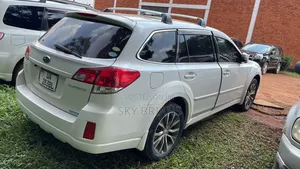 Subaru Outback 2016 White