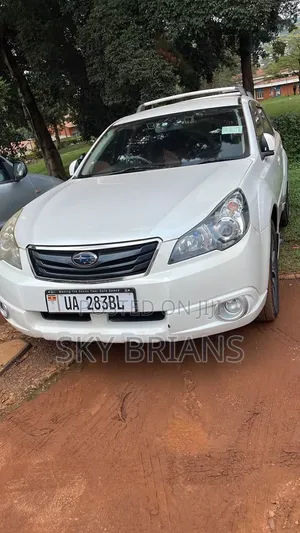 Subaru Outback 2016 White