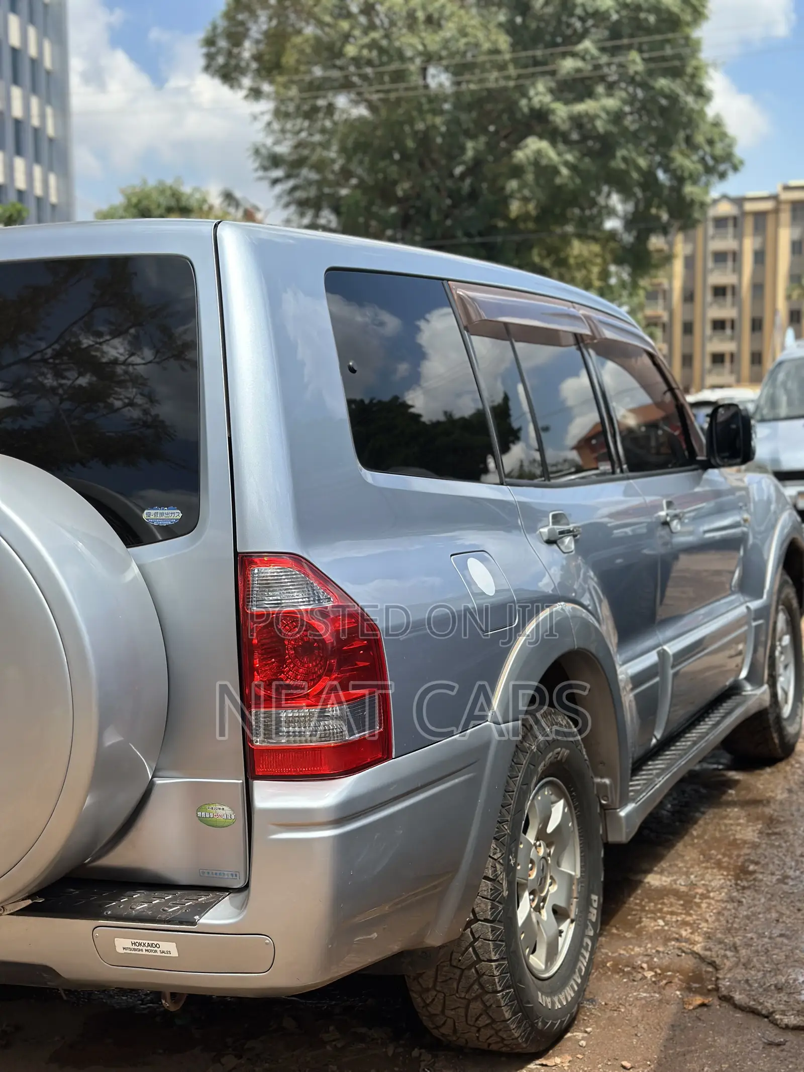 Mitsubishi Pajero 2005 Silver