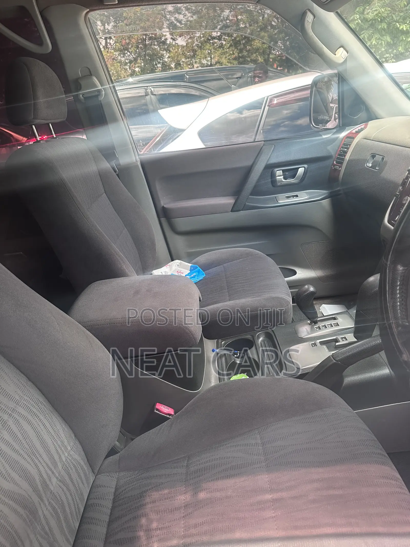 Mitsubishi Pajero 2005 Silver