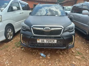 Subaru Forester 2.0XT Premium AWD 2017 Black