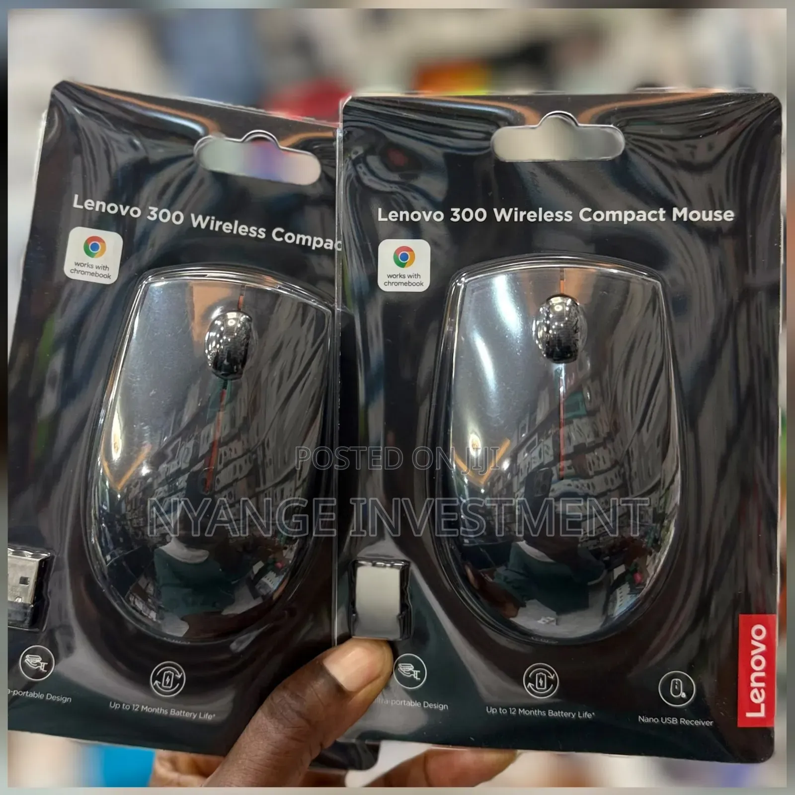 Lenovo 300 Wireless Compact Mouse.