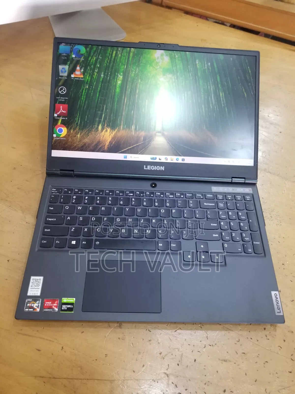 Lenovo Legion Y7000P IRX9 Gaming Laptop 16GB AMD Ryzen 5 SSD 512GB