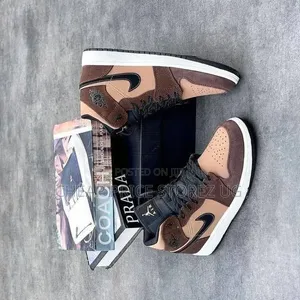 - Jordan 1 Retro Highsp Gina (Regular Box)