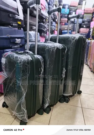 Waterproof Plastic Suitcases Full Set / 3pcs in 1set / Rubber
