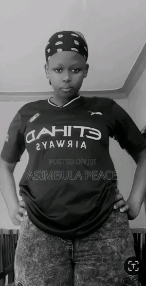 Am a Hard Working Lady