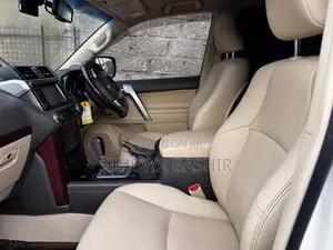 Toyota Land Cruiser Prado 2016 White