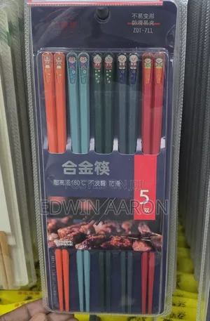 5-Pair Set of Colorful Alloy/Fiberglass Reusable Chopsticks