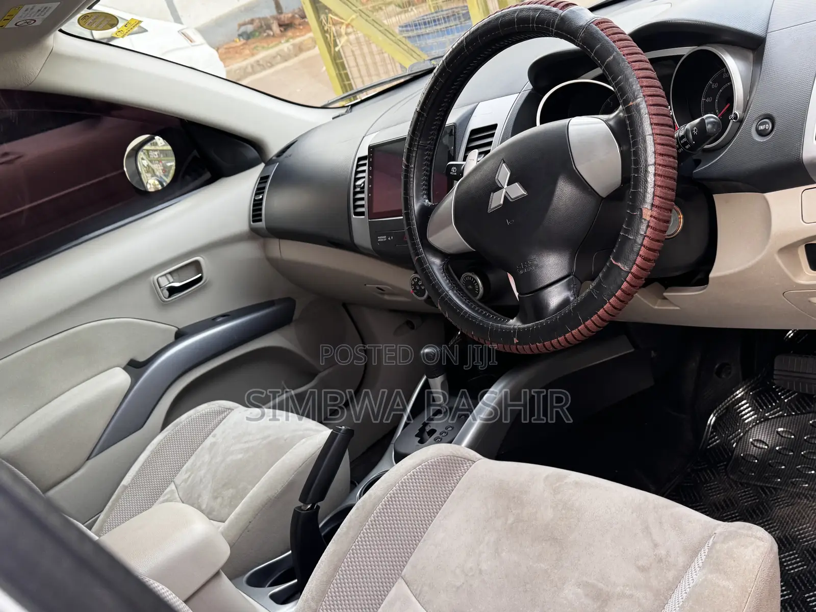 Mitsubishi Outlander 2008 White