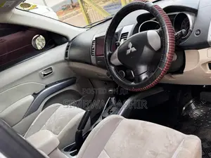Mitsubishi Outlander 2008 White