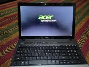 Laptop Acer Aspire E1-571 4GB Intel Core i3 HDD 500GB
