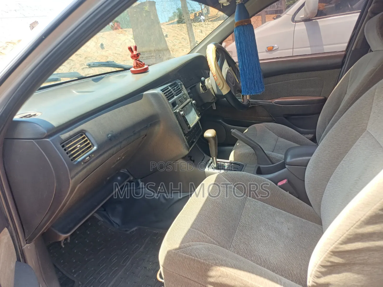 Toyota Corona 1997 White