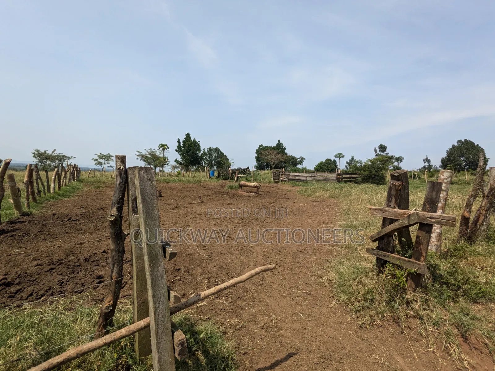 40-Acre Farm, Nakaseke - Farmhouse Valley Dam