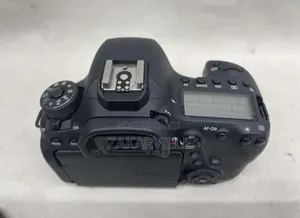 Canon 6d Mark II Body (NOT WORKING)