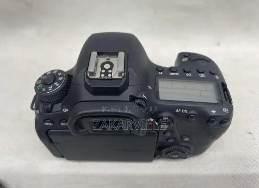 Canon 6d Mark II Body (NOT WORKING)
