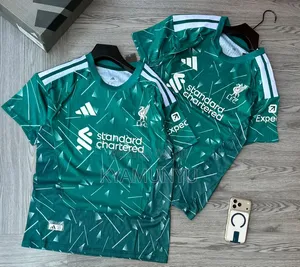 Liverpool 2026/2027 Home Kit.