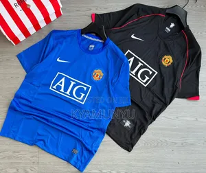 Manchester United AIG Vintage Jerseys.