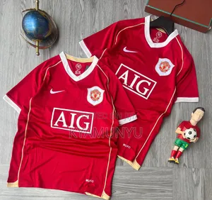 Manchester United AIG Vintage Jerseys.