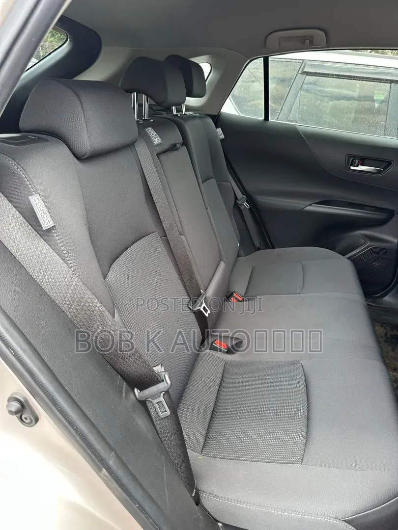 Toyota Harrier 2020 Silver