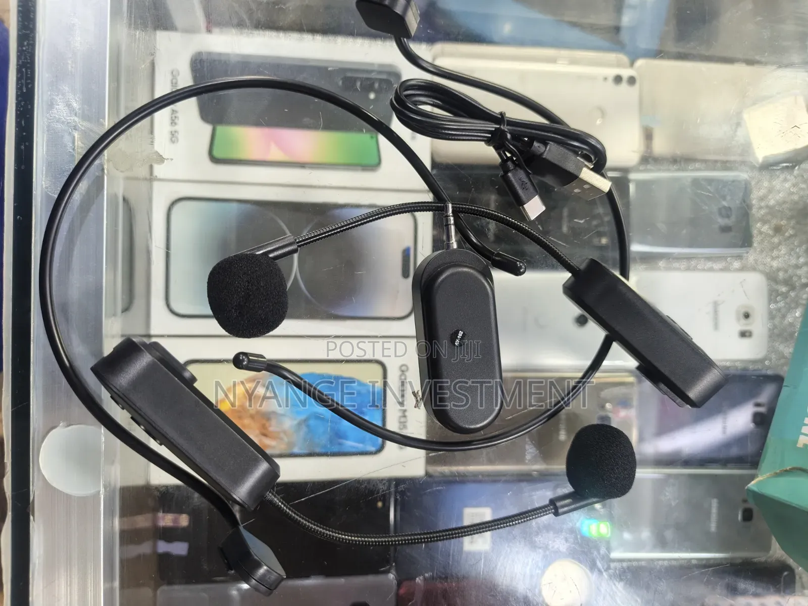 AY-102 Double Headwear WirelessMicrophone system.Conference Microphone