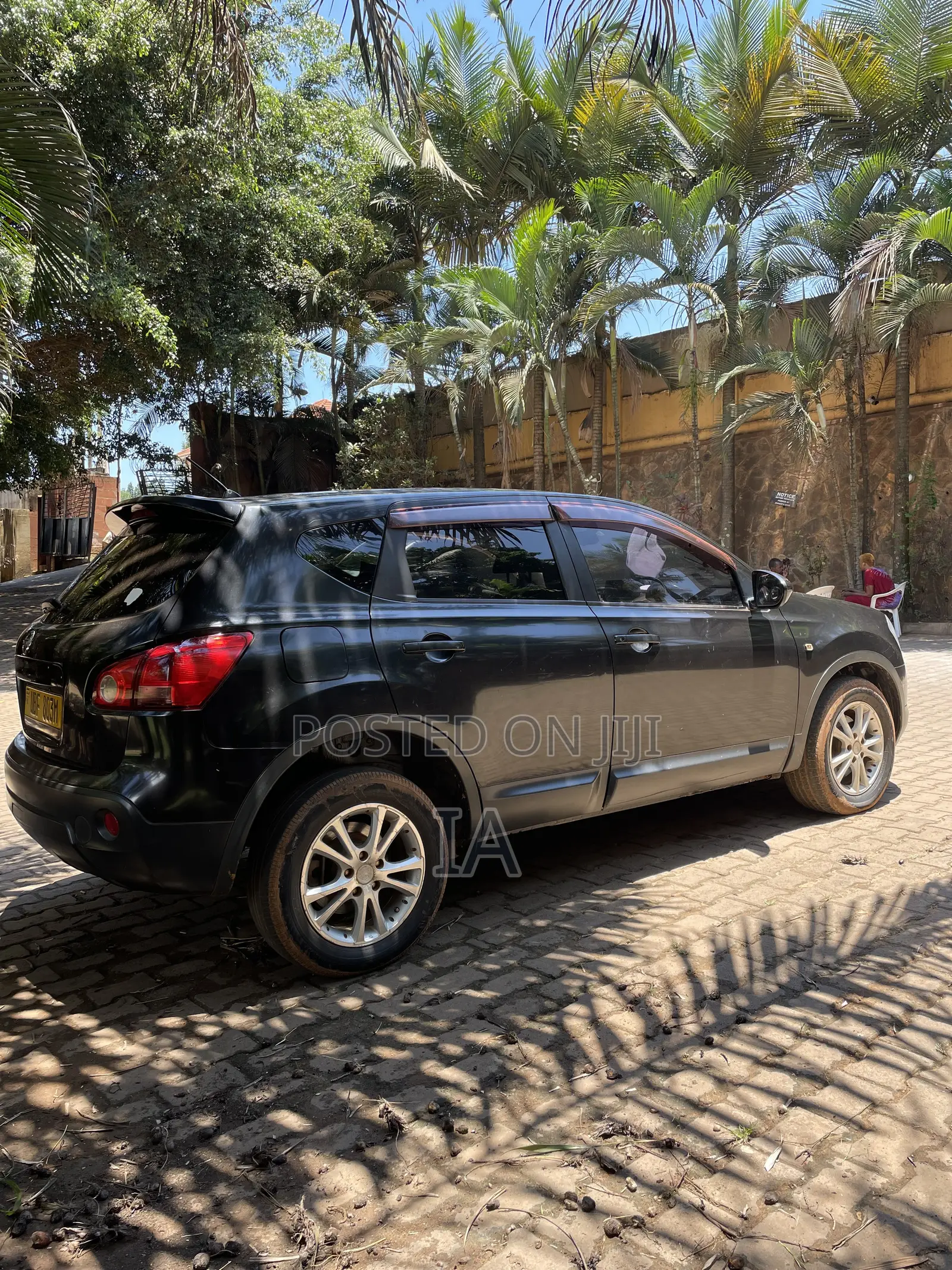 Nissan Dualis 2013 Black