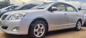 Toyota Premio 1.8 FWD 2013 Silver