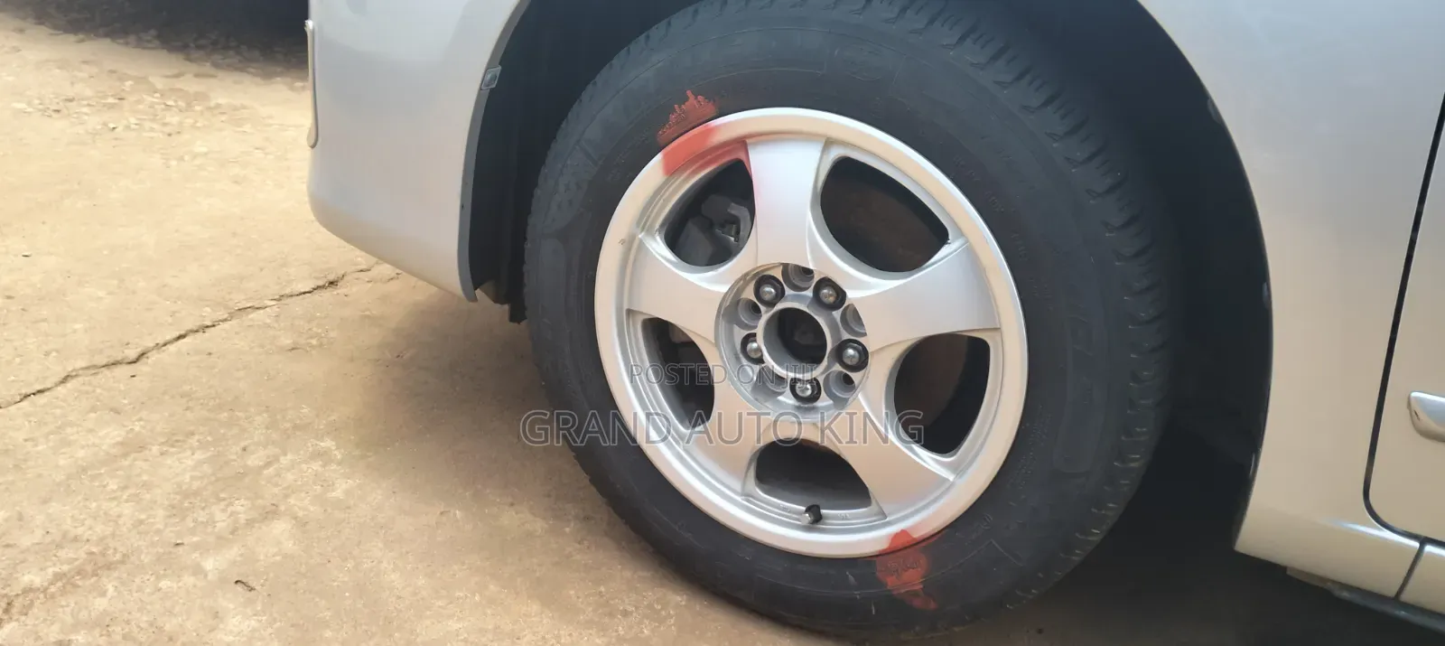 Toyota Premio 1.8 FWD 2013 Silver