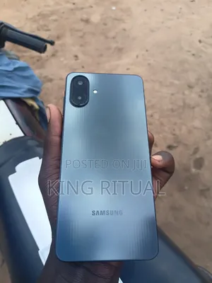 New Samsung Galaxy A07 4G 64 GB Black
