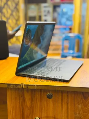 Laptop Dell Vostro 3520 8GB Intel Core i7 SSD 512GB