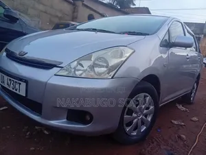 Toyota Wish 2006 Silver