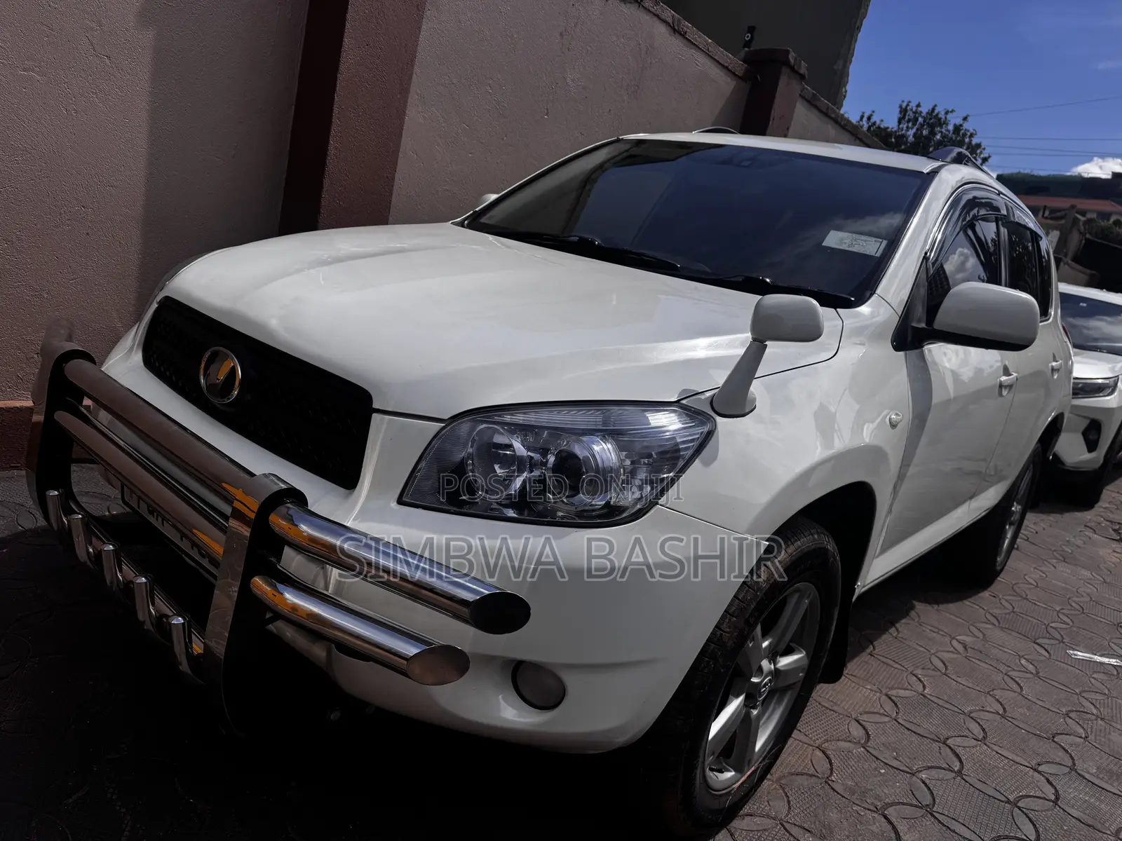 Toyota RAV4 2006 White