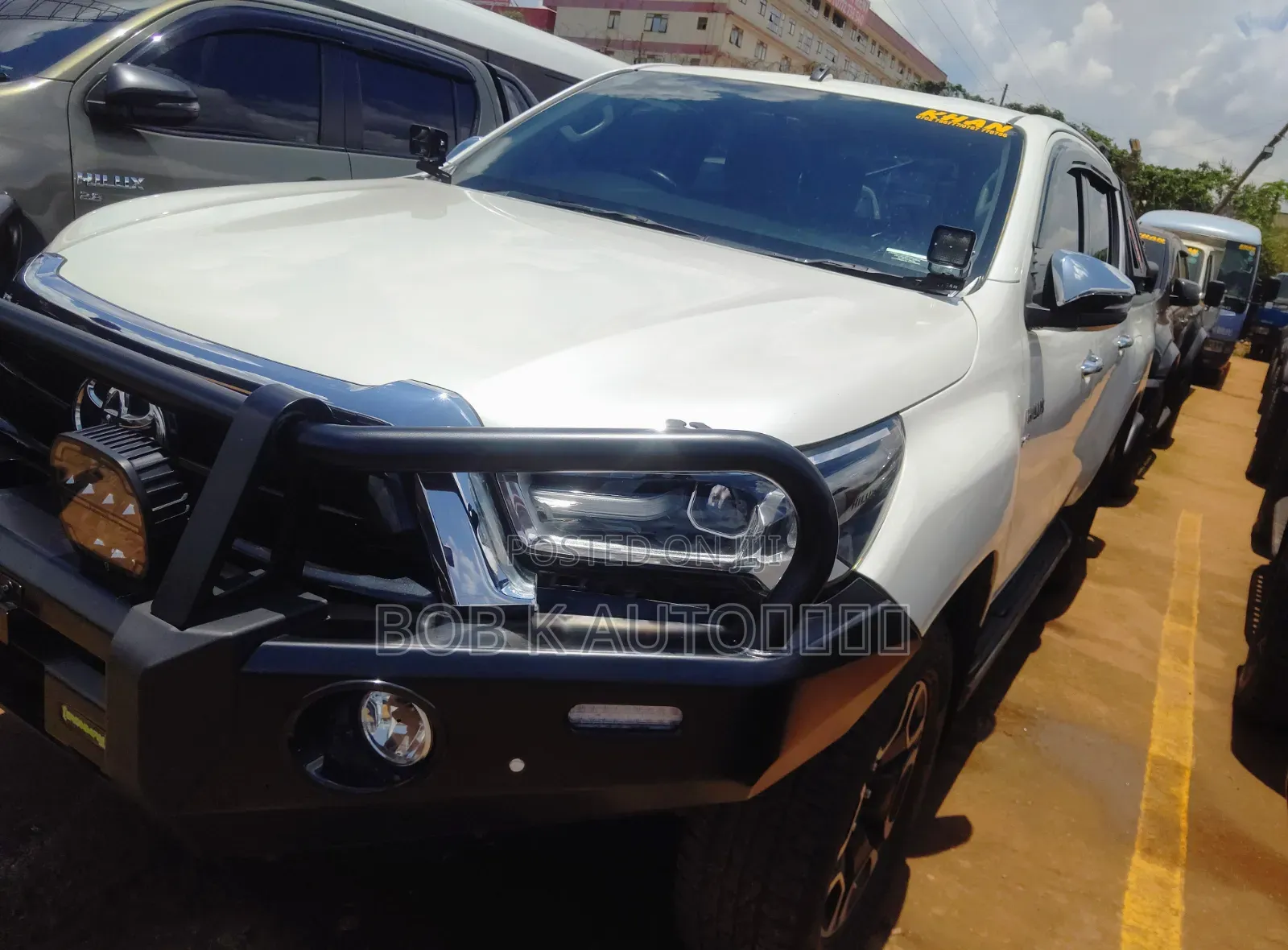 Toyota Hilux Revo Double Cab Deisel 2.4 AWD 2021 White