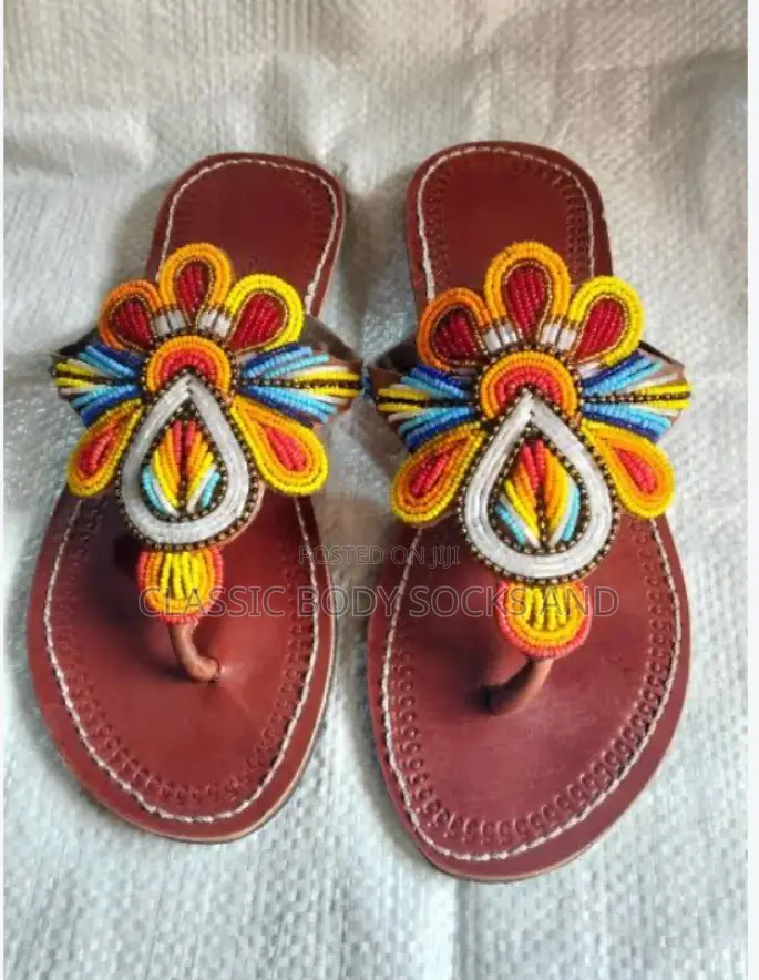Multicolored Women ‘S Masai Scandals