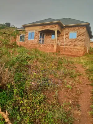 4bdrm Bungalow in Jomayi Estate -, Nakisunga for sale